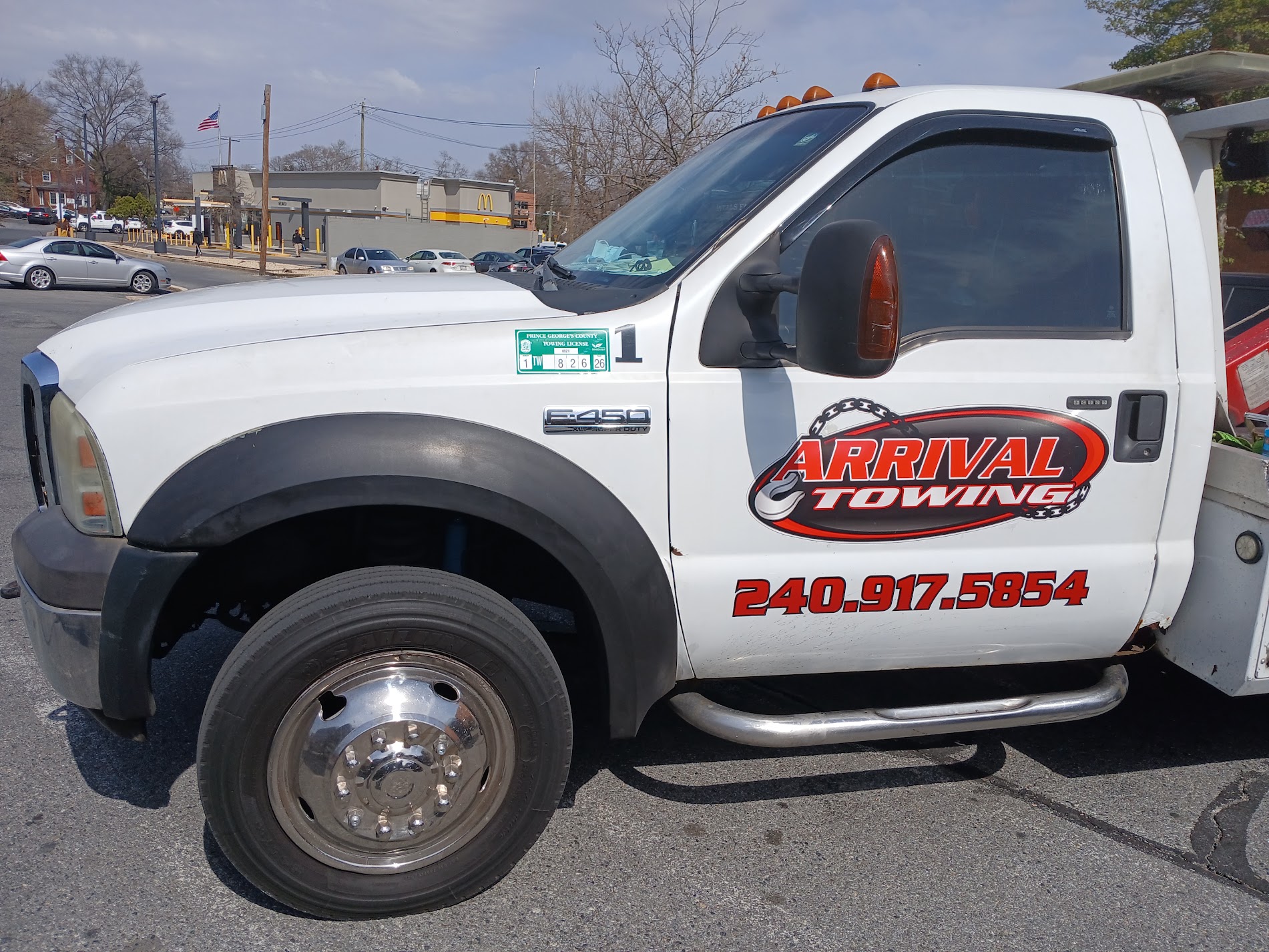 Arrival Towing LLC tow truck