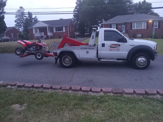 Light duty towing service